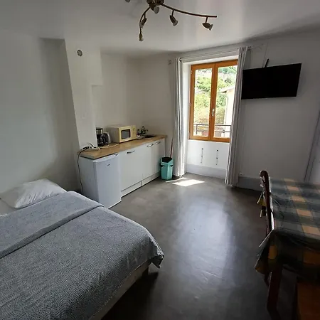 La Gabare 1 Apart Otel Thiers